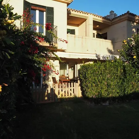 Holiday home Bonito Entero Cerca De La Playa *
